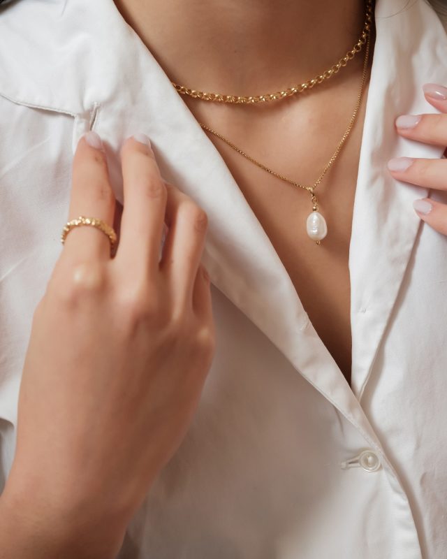 La nuova perla di fiume💦
Una piccola chicca che abbiamo estrapolato dal nostro archivio.
Scriveteci nei commenti e in dm per scoprire tutti i dettagli per acquistarla. È in limite edition e ci sono pochissimi pezzi ( non lo diciamo così per dire, è la verità🥹)
Cc @mazzonemelania
#argentoblu
#ag925